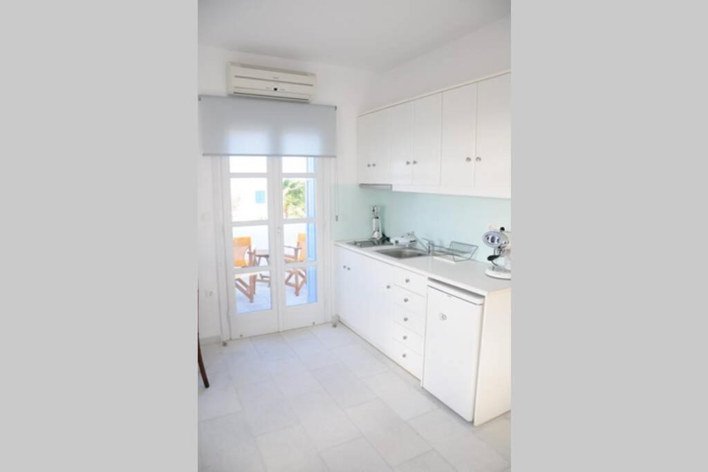Glyfada Studio With Sea View Кастраки Экстерьер фото